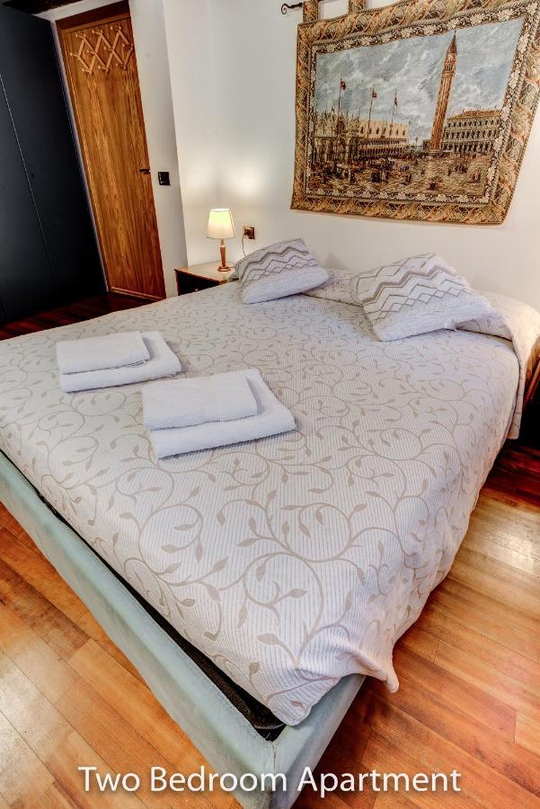 Ca' Francesco Apartment Venesia Bagian luar foto